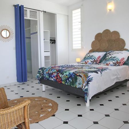Villa Theo , Chambre D'Hotes , Petit Dejeuner, Table D'Hotes Sainte-Anne  Kültér fotó
